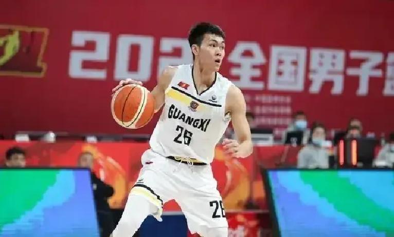 包含Rookie能重回CBA四强引热议的词条 包含Rookie能重回CBA四强引热议的词条